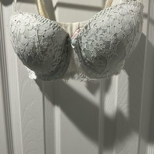 Victoria’s secrets strapless dream angels. 32DDD